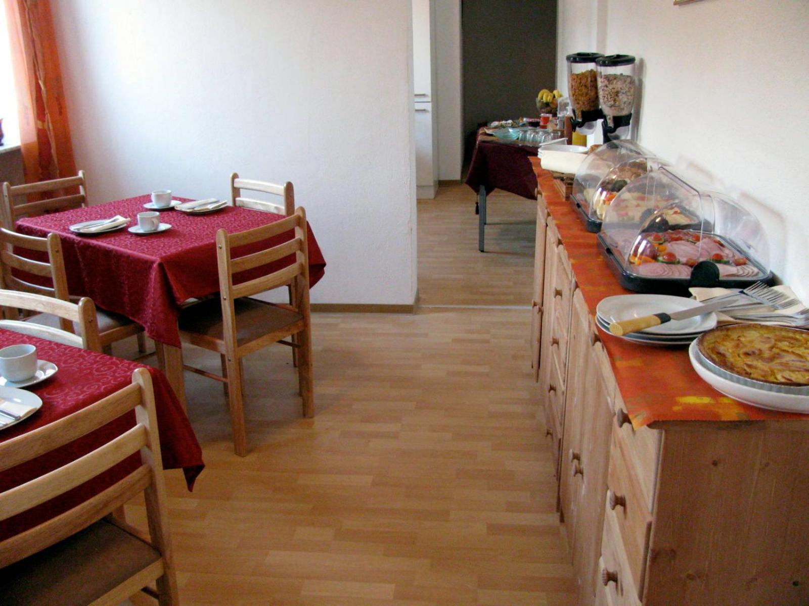 Gaestehaus Perrin Bliesmengen-Bolchen エクステリア 写真